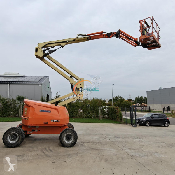 Автовишка JLG