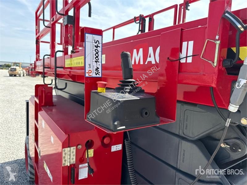 Автовишка Magni ES1823RT.2 4x4 Electric Scissor...
