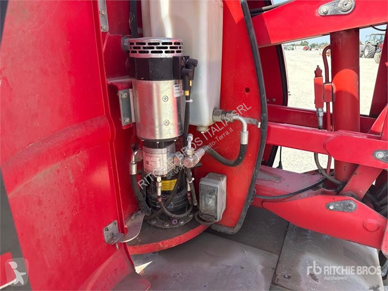 Plataforma elevadora Manitou 120 AETJC 2...