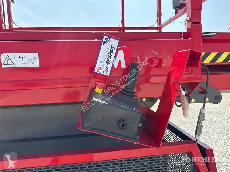 Автовишка Magni DS1823RTP 4x4 Diesel Scissor...