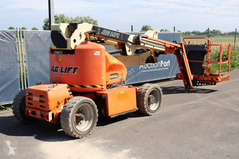 Plataforma elevadora JLG