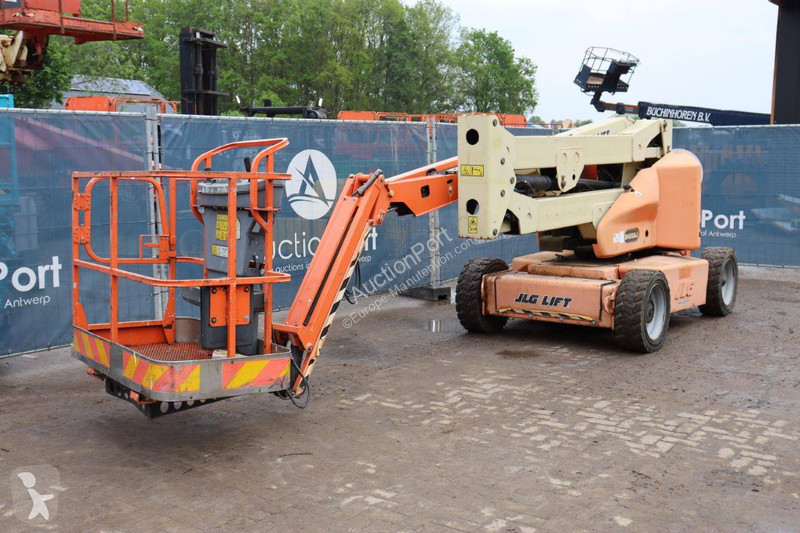 Plataforma elevadora JLG