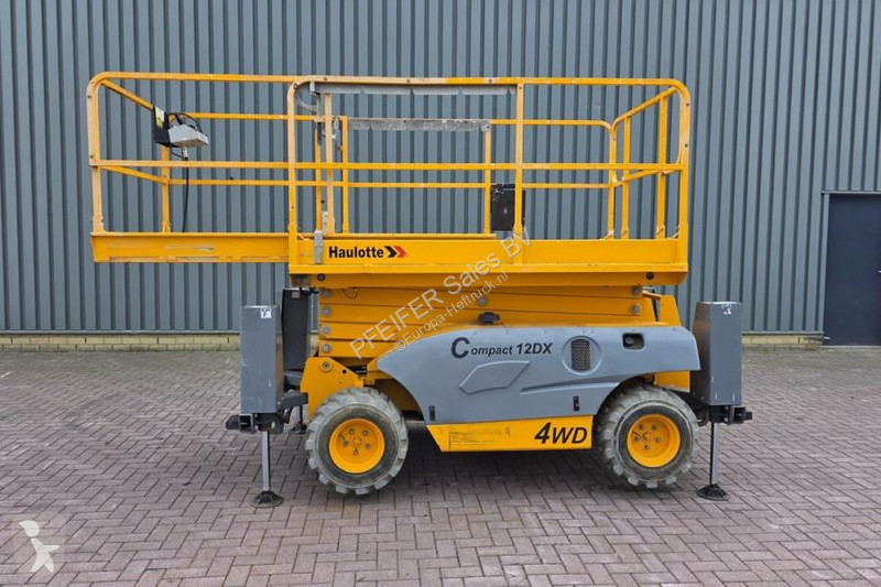 升降机 Haulotte Compact 12DX Diesel, 4x4 Drive,...
