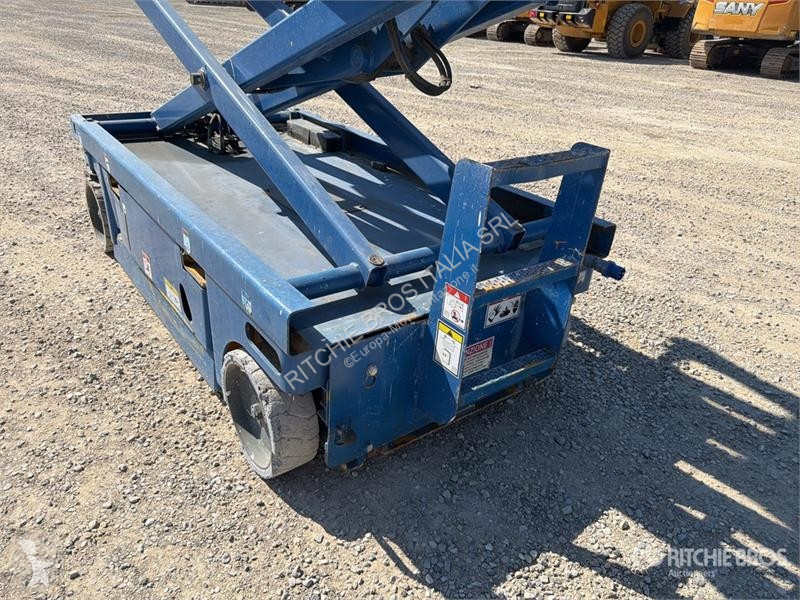 升降机 Haulotte Electric Scissor Lift