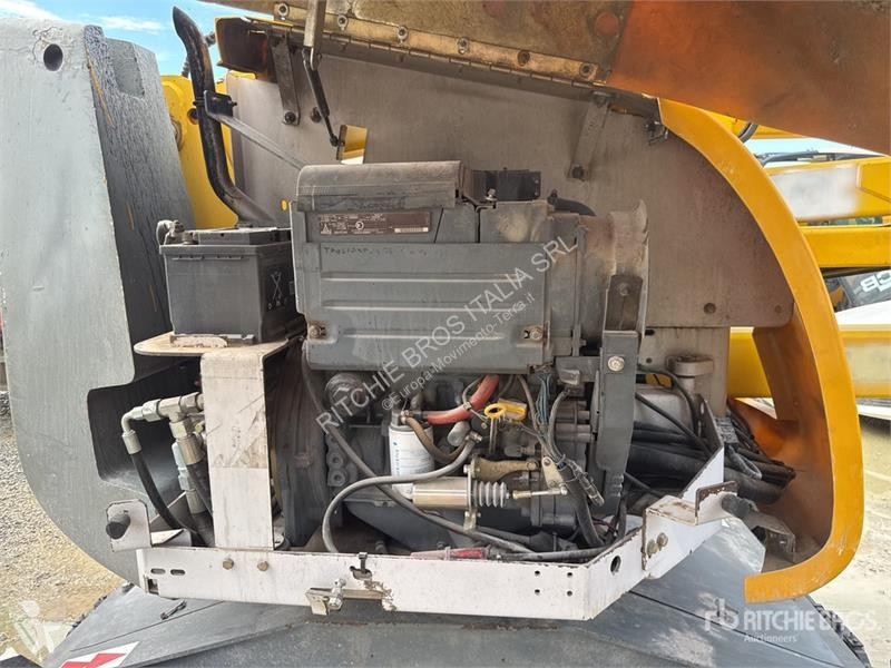 升降机 Haulotte Articulating Boom Lift (Inoperable)