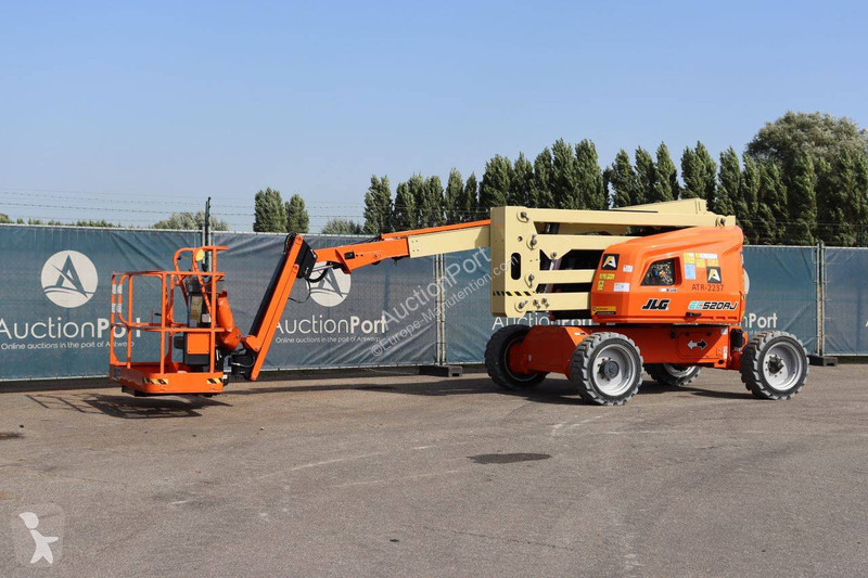 升降机 JLG EC
