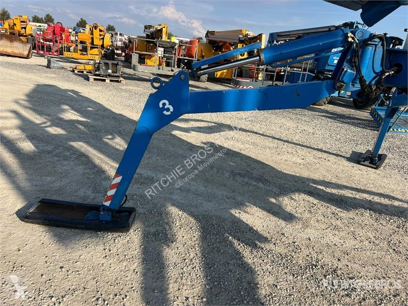 Plataforma elevadora Teupen LEO 36 H Crawler...