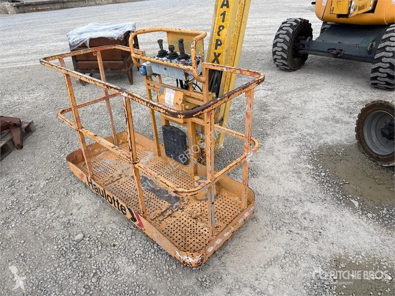 Plataforma elevadora Haulotte Articulating Boom...