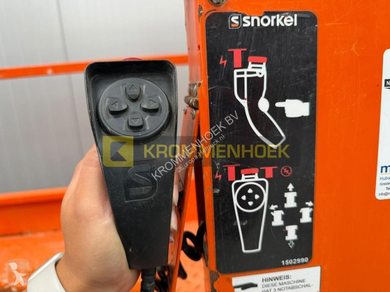 Plataforma elevadora Snorkel S 3219 E