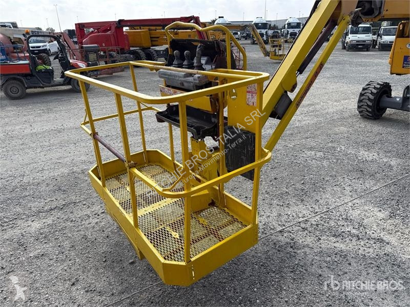Lift Haulotte HA20RTJ Articulating Boom Lift