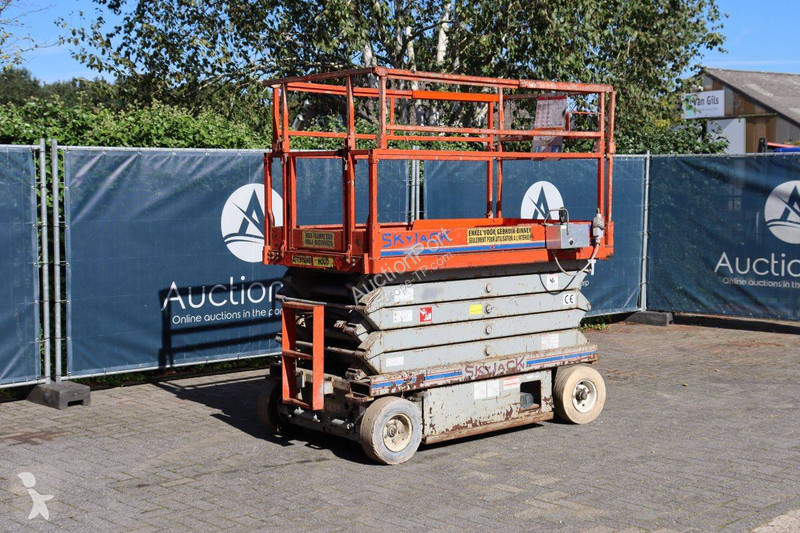 Lift Skyjack SJ4832