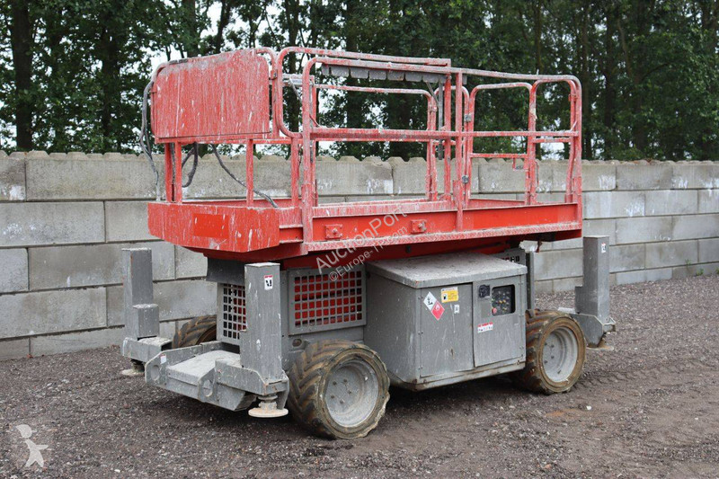 Plataforma elevadora JLG