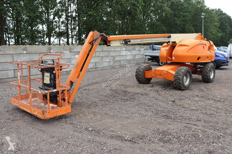 Plataforma elevadora JLG