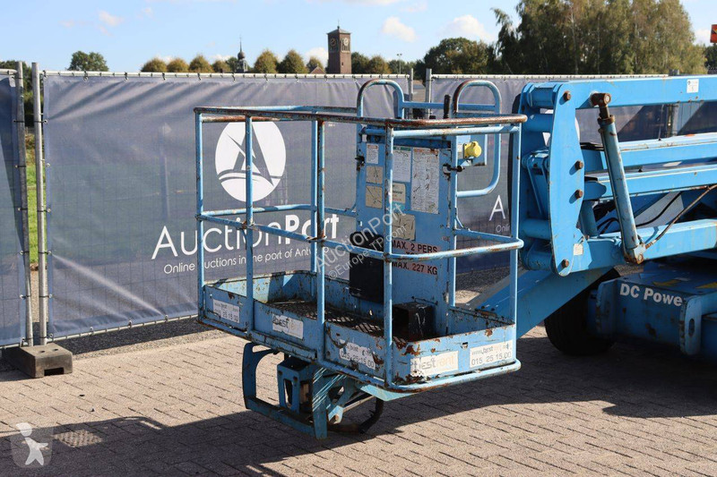 Plataforma Genie Z45/25