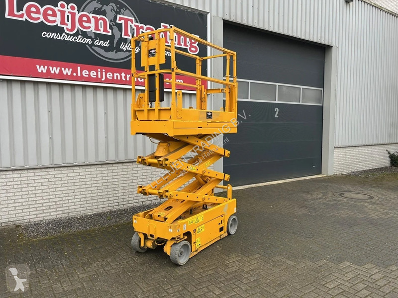 Nacelle Genie electric scissorlift 2007 Year