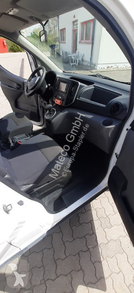 Véhicule utilitaire Nissan K20 / NISSAN NV200