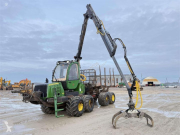John Deere forestry equipment