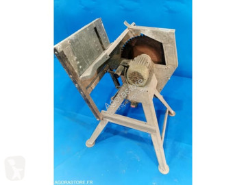 Saw