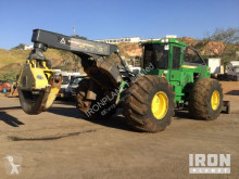 Débusqueur John Deere 948L