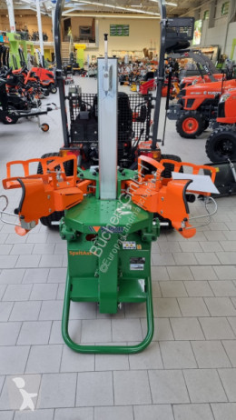 معدات غابوية Posch SpaltAxt 8 Traktoranbau آلة تقطيع الجذوع مستعمل