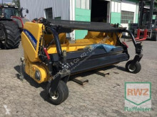 Material forestal New Holland Trituradora forestal usado