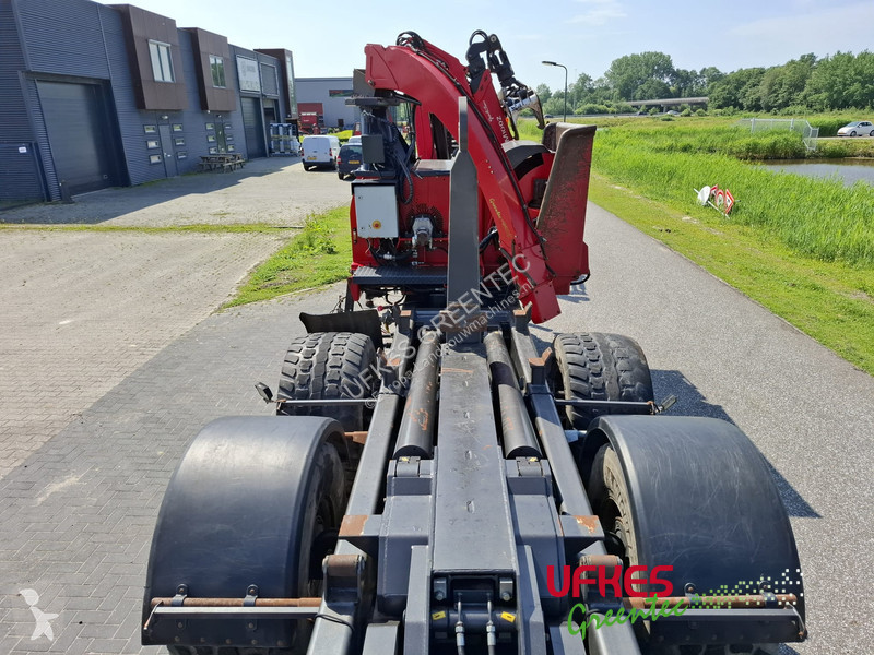 Material florestal  952 MEGA Hooklift