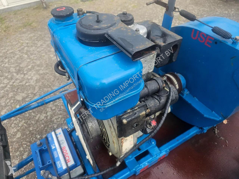 Skogsbruksmaterial  Wood chipper W.51 c759922...