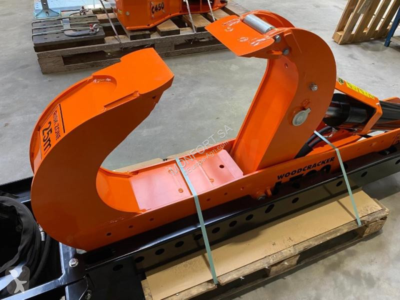 Bosbouwmachines Westtech  L700 avec support