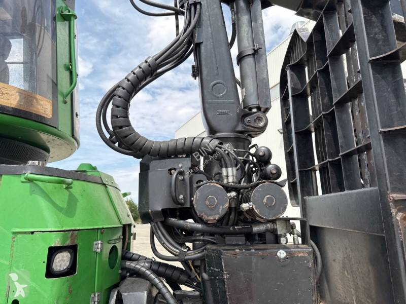 Material forestal John Deere 1210E
