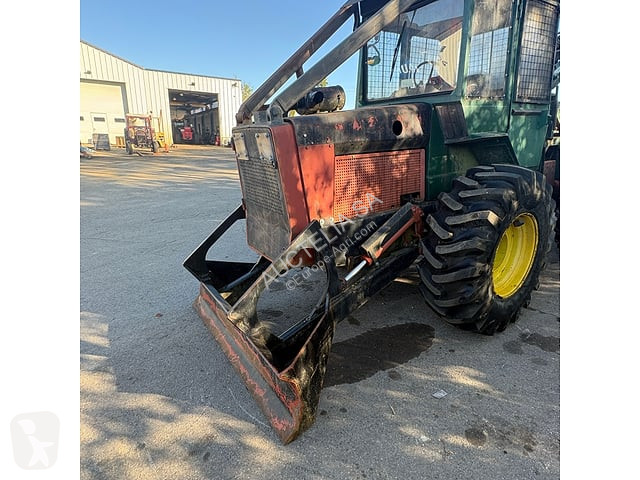 Matériel forestier Massey Ferguson MF1200