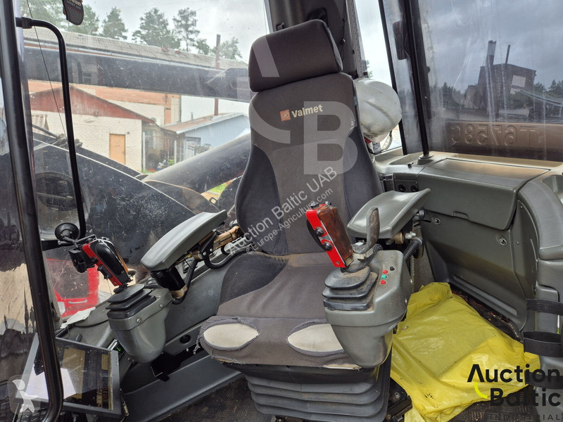 Utilaje forestiere Komatsu 931