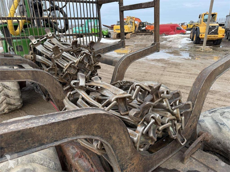 Skogsbruksmaterial John Deere 810 E WINCH + TRACKS