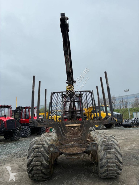 Material florestal Komatsu 835