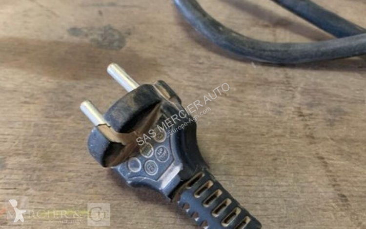 Material forestal Hitachi tronconneuse a materiaux