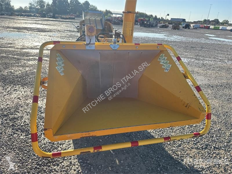 Caravaggi Wood Chipper forestry equipment