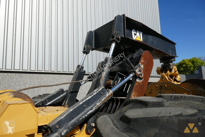 Material forestal Caterpillar 525D