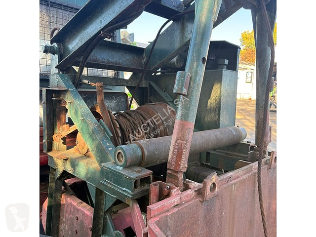 Matériel forestier Massey Ferguson MF1200