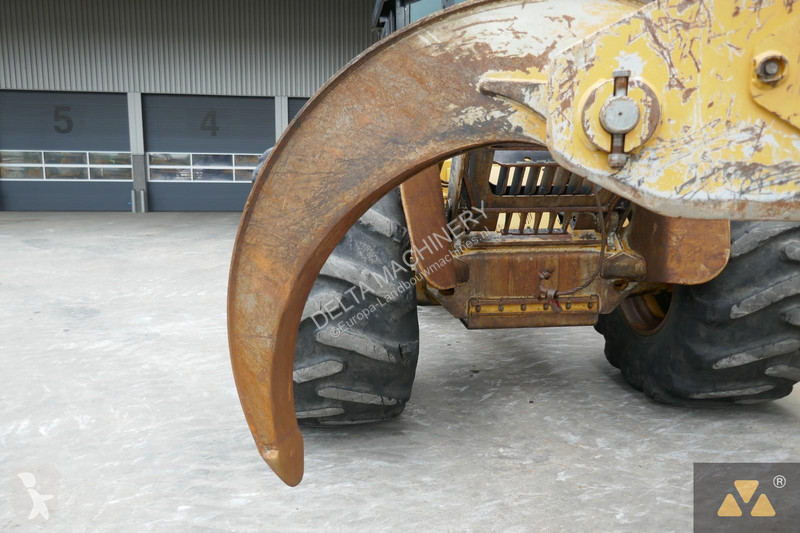 Material forestal Caterpillar 535D