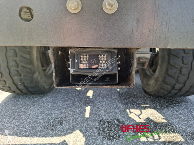Material florestal  952 MEGA Hooklift