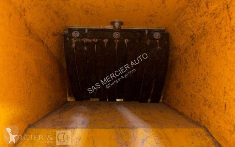 Skogsbruksmaterial Caravaggi broyeur de...