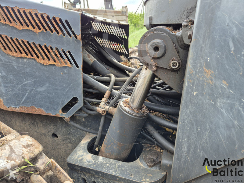 Material forestal Ponsse Fox 8W