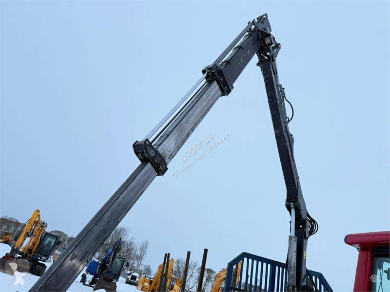 Material forestal Valtra N121H + Vreten 1400...