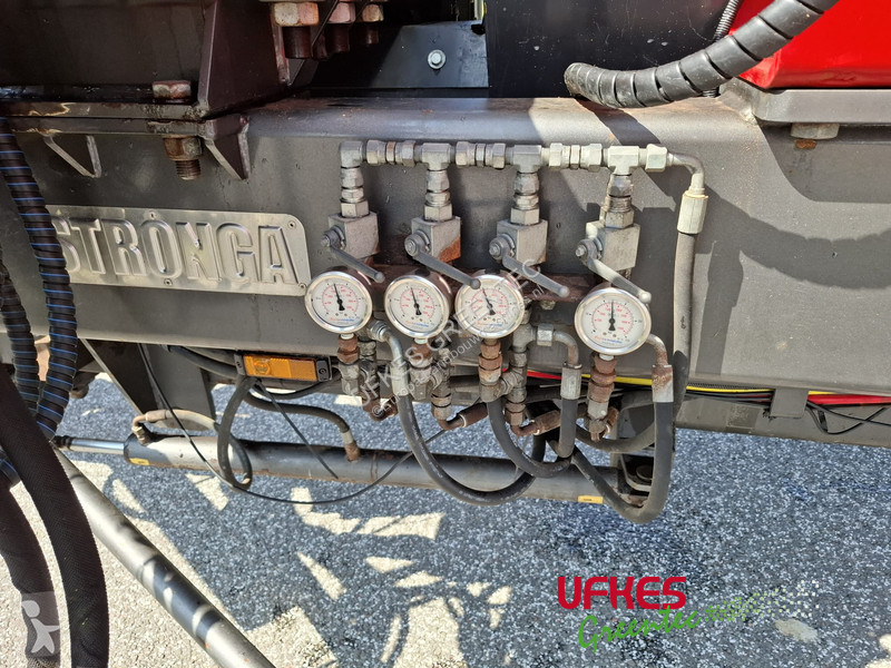 Material florestal  952 MEGA Hooklift