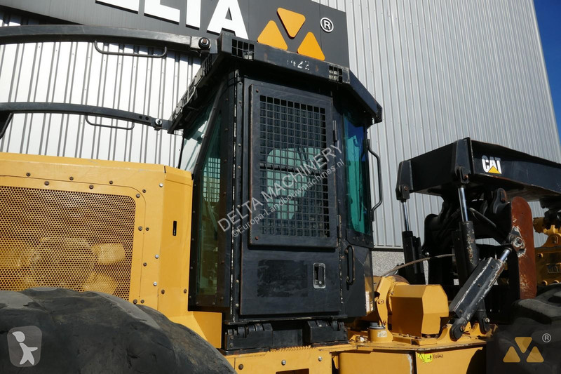 Material forestal Caterpillar 525D