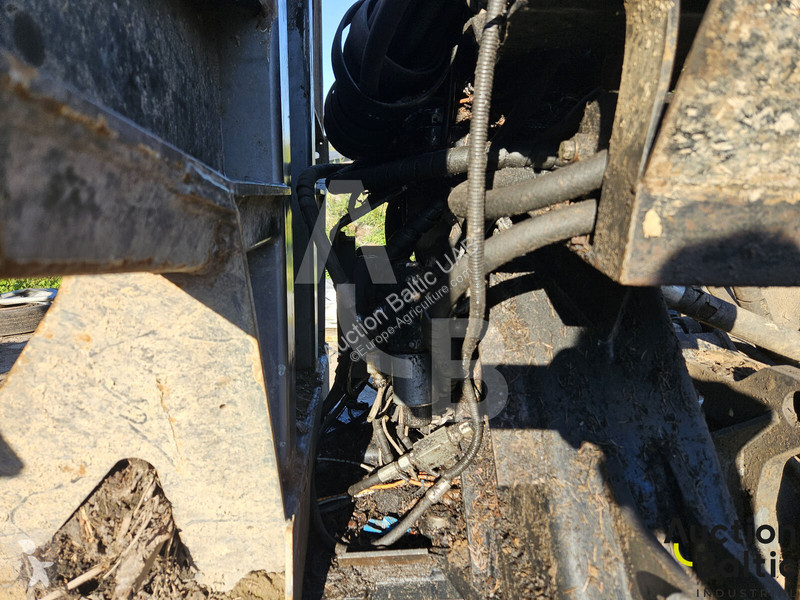 Bosbouwmachines Valtra N154E