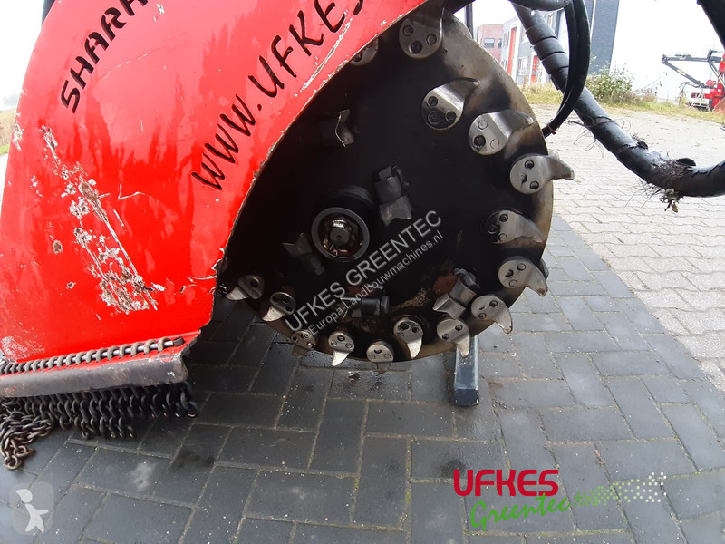 Material florestal Shark 8