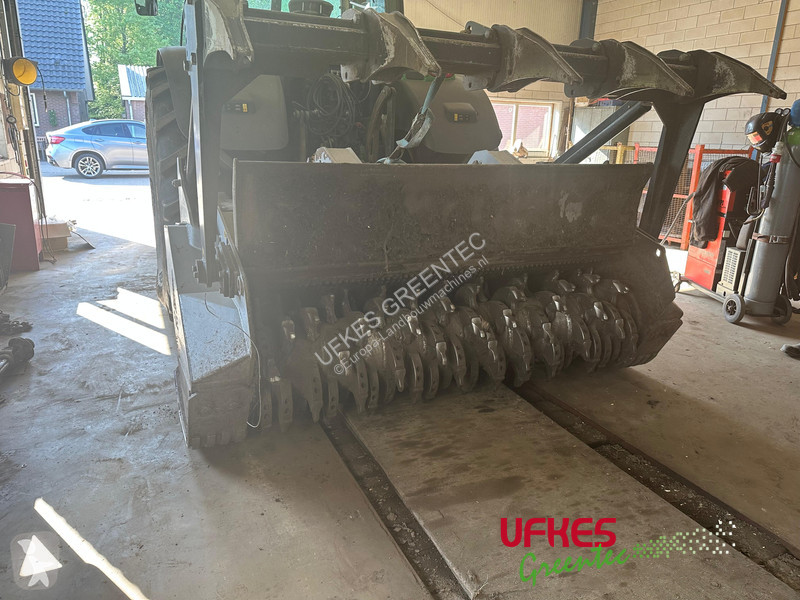 Material florestal FAE UMH/S-225/A mulcher