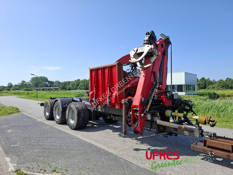 Material florestal  952 MEGA Hooklift