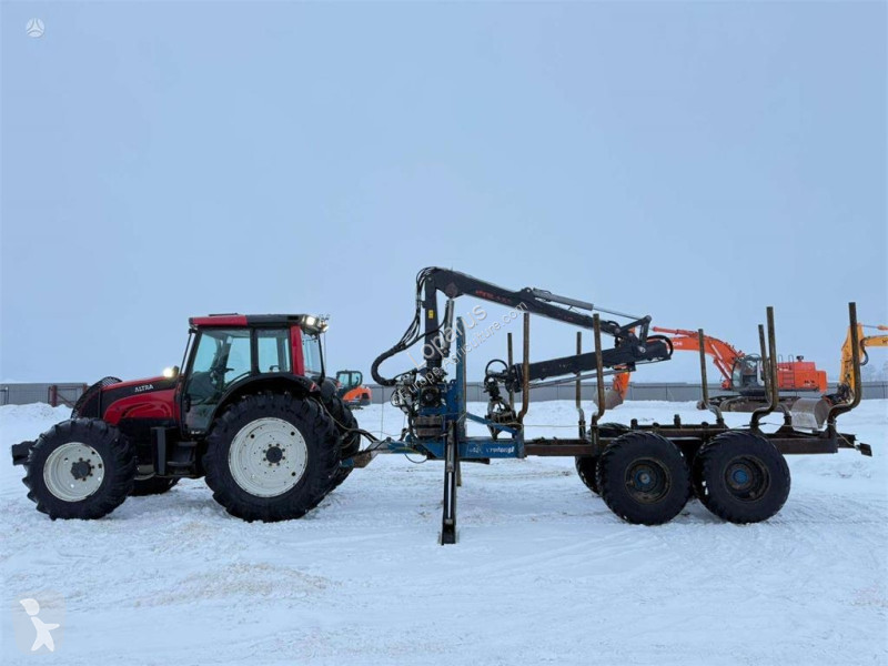 Material forestal Valtra N121H + Vreten 1400...