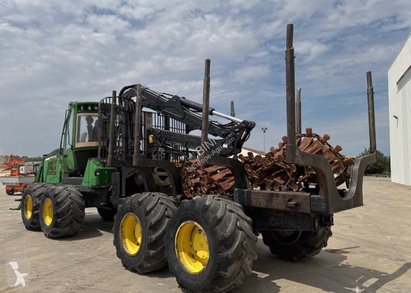 Material forestal John Deere 1210E